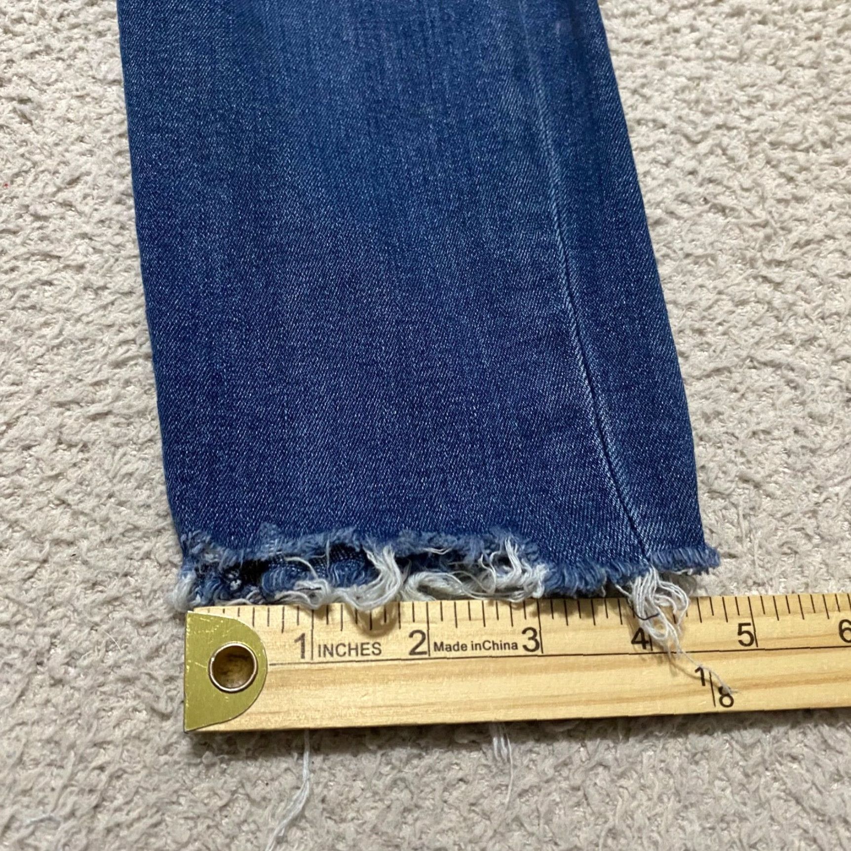 Lucky Brand Lucky Brand Jeans sz 4 Blue Denim Skinny Dark Wash Crop Distress Raw Hem Womens Size 27" / US 4 / IT 40 - 2 Thumbnail