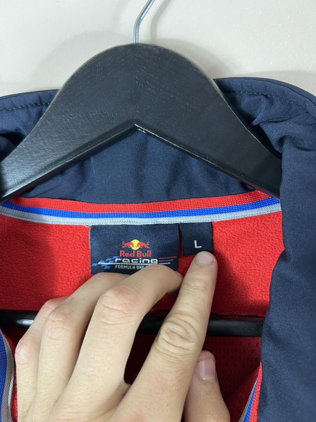 Red Bull 🖤RED BULL TEAM FORMULA 1 F1 ONE RACING JACKET SIZE L Size US L / EU 52-54 / 3 - 13 Thumbnail