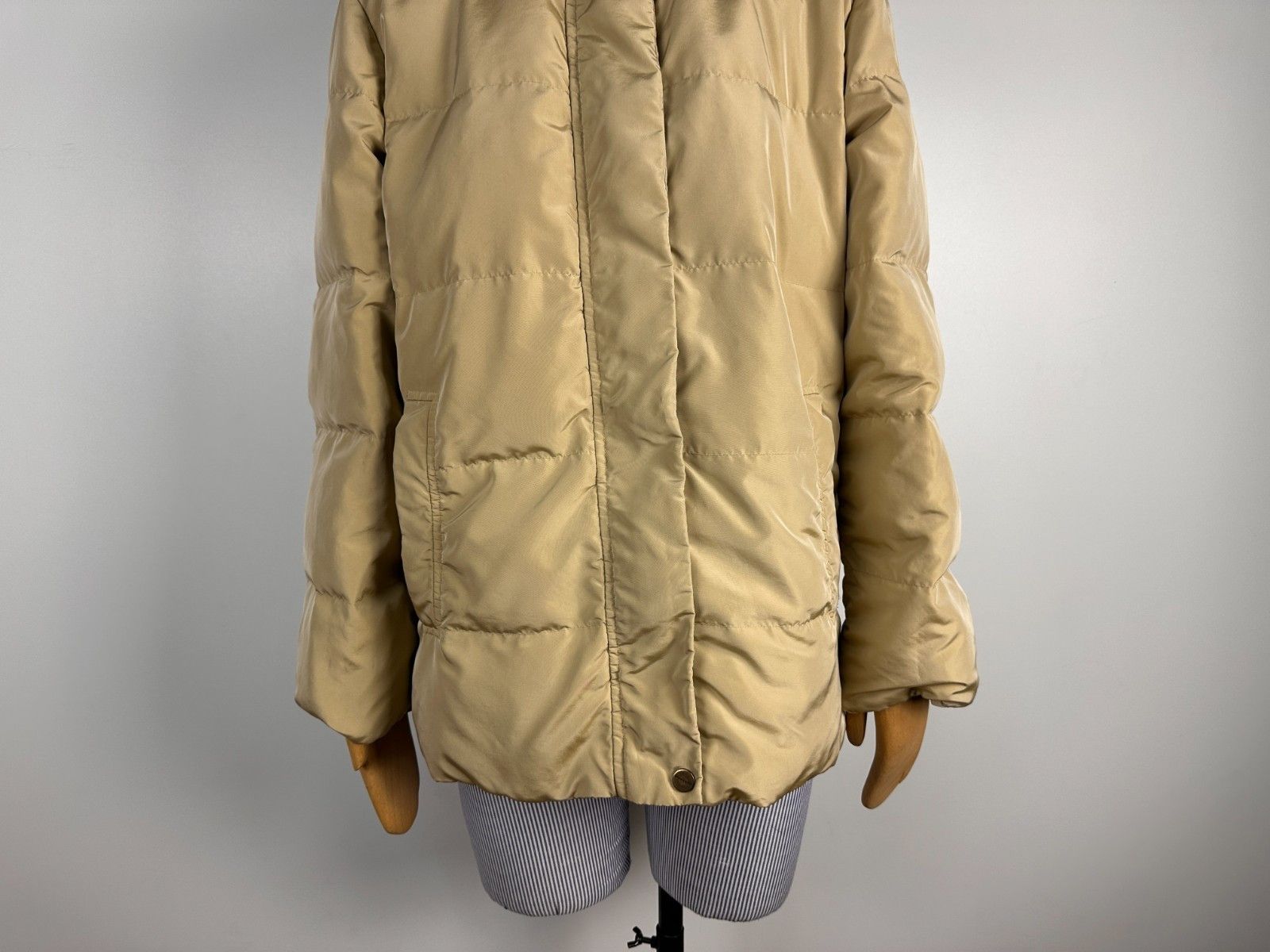 Max Mara Max Mara Down Puffer Jacket Gold Size US8 FR38 Size M / US 6-8 / IT 42-44 - 3 Thumbnail