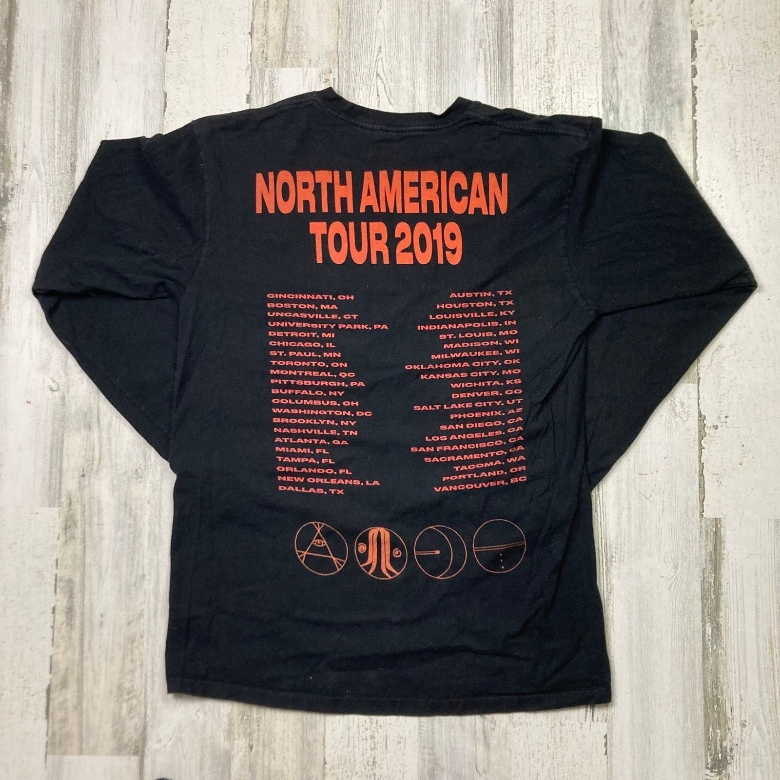 Vintage 5 Seconds of Summer North American 2019 Long-sleeve Tour Tee Size US M / EU 48-50 / 2 - 4 Thumbnail