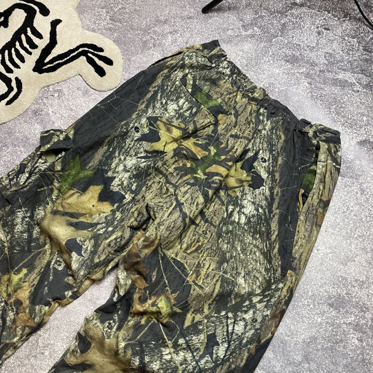 Realtree Vintage Realtree Camouflage Cargo y2k hype pants Size US 36 / EU 52 - 13 Thumbnail