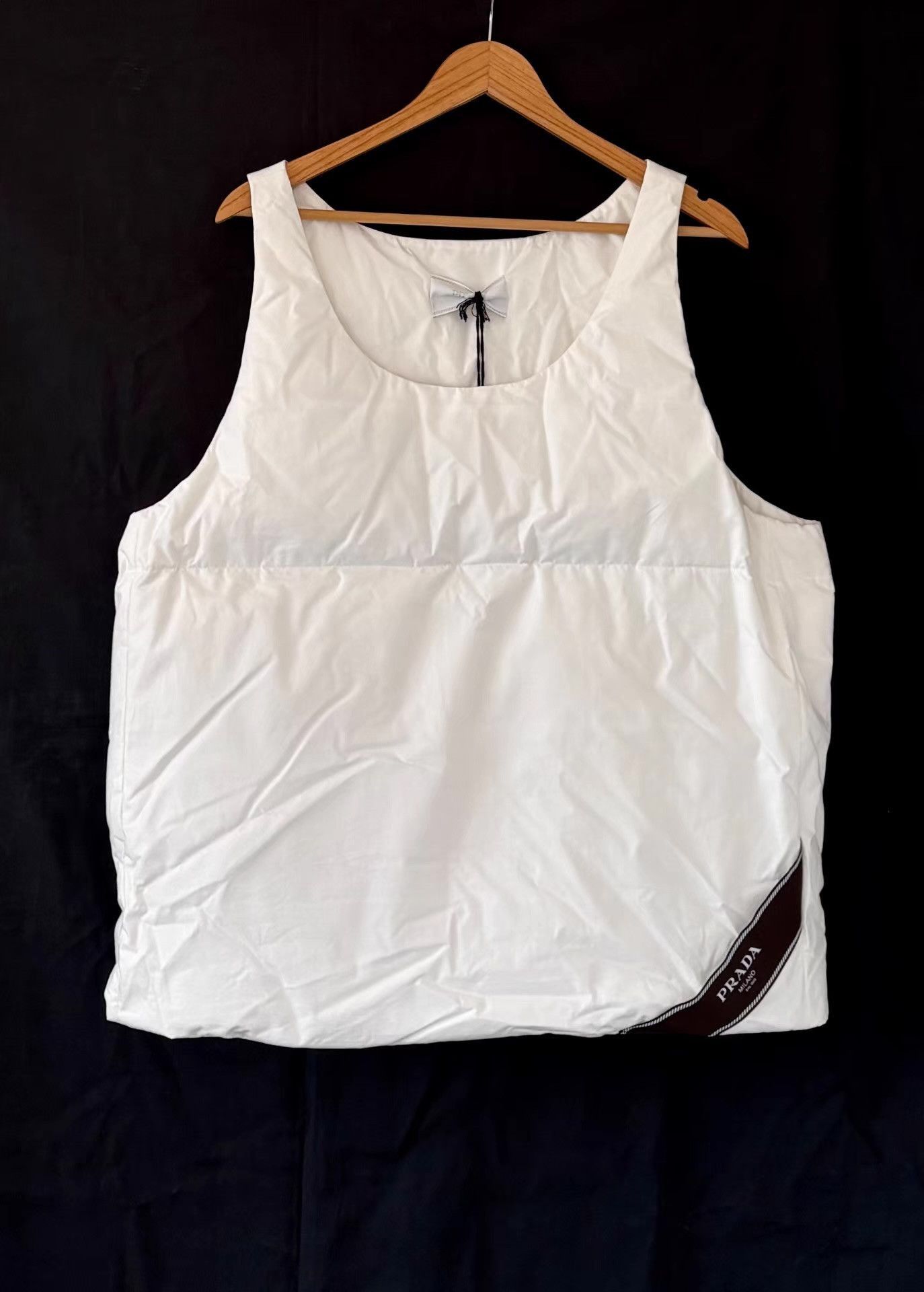 Prada White Sleeveless Tank Top Size US L / EU 52-54 / 3 - 1 Thumbnail