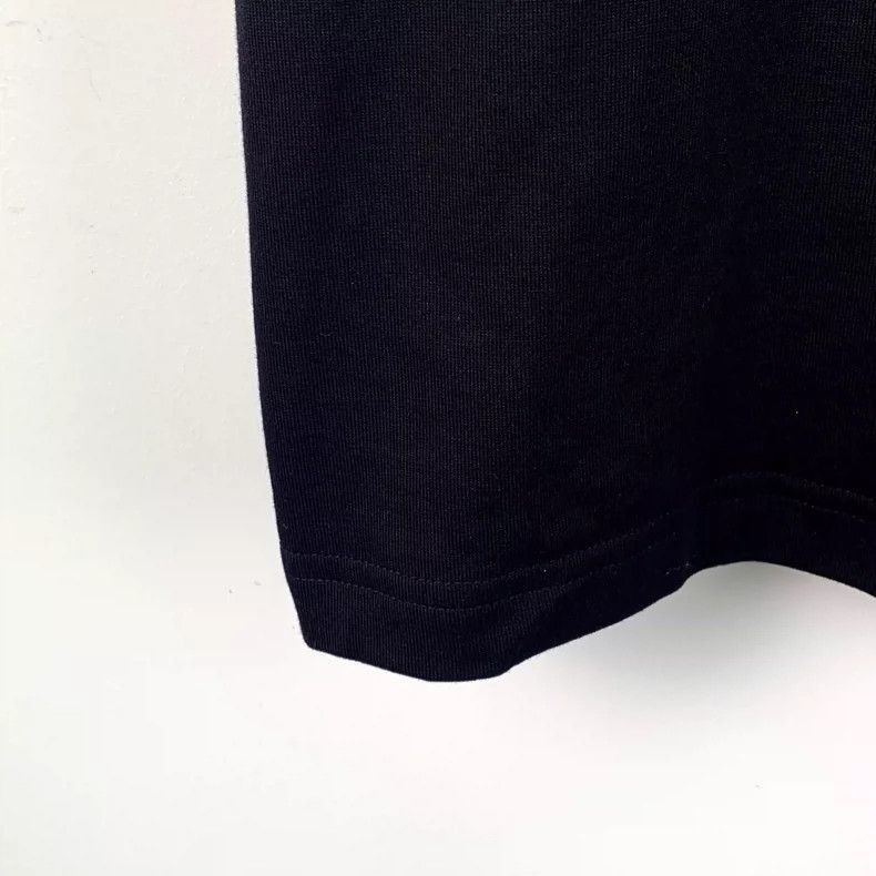 Saint Laurent Paris Saint Laurent Black Shark Print T-Shirt XS-2507 Size US XS / EU 42 / 0 - 2 Thumbnail