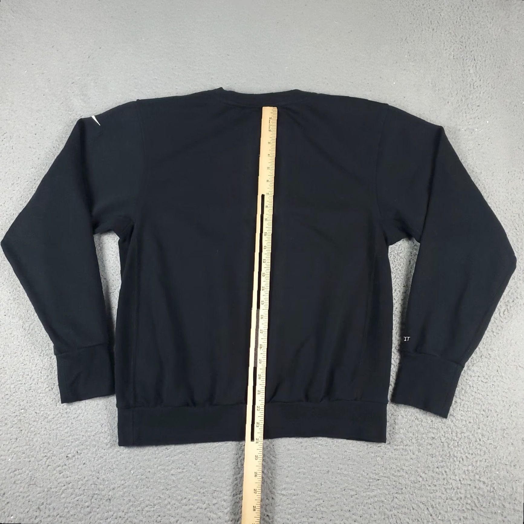 Nike Nike Mens Size Small Black Swoosh Casual Pullover Sweatshirt Size US S / EU 44-46 / 1 - 4 Thumbnail