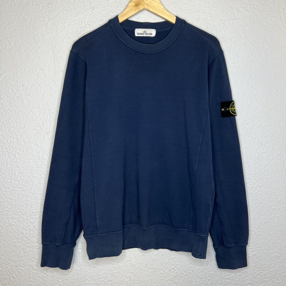 Stone Island Stone Island Sweatshirt Crewneck Blue Navy Badge Patch Size US M / EU 48-50 / 2 - 1 Thumbnail