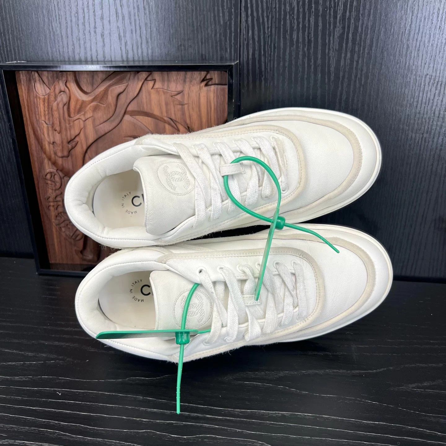 Chanel Chanel white sneakers women 36 like new Size US 5 / IT 35 - 8 Thumbnail
