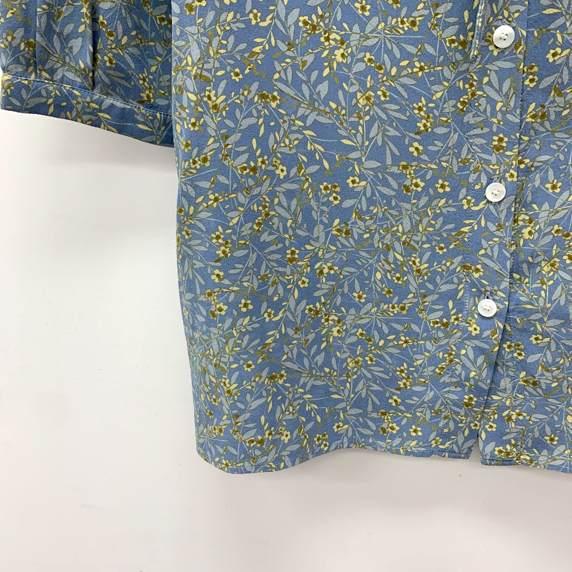 Celine Blue Floral Silk Bow Tie Short-Sleeved Shirt XS