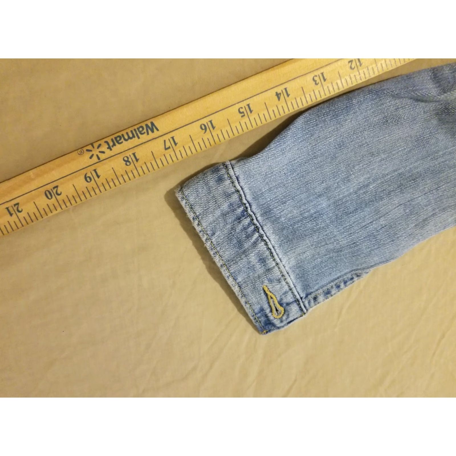 Levi's VINTAGE Womens Levi's Denim Jacket S Small Blue Cotton Jeans Stretch Jacket Shirt Womens (adjust to category) Size 28" / US 6 / IT 42 - 7 Thumbnail