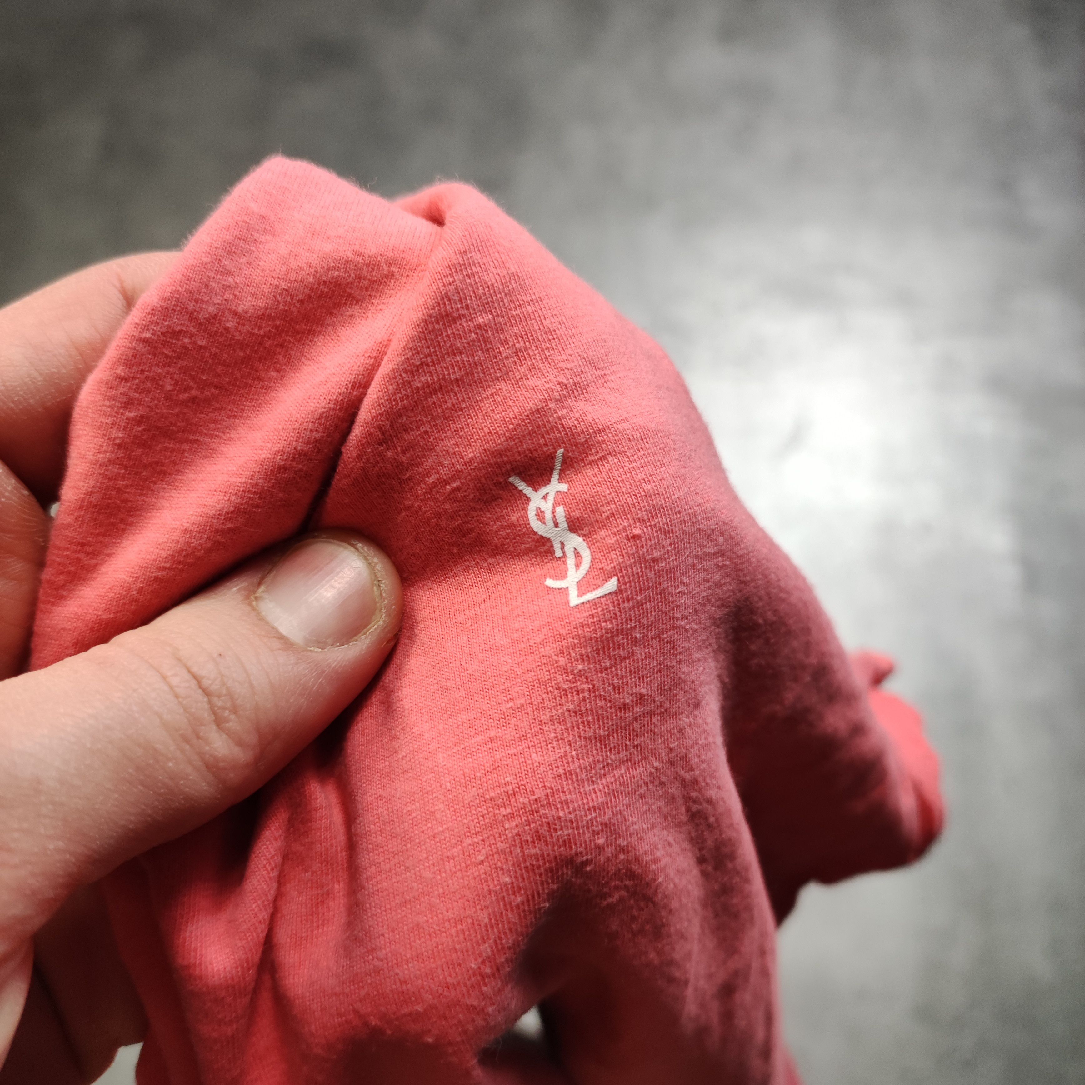Vintage × Yves Saint Laurent RARE 90s YSL Yves Saint Laurent Pink Small Logo Tshirt Size US XXL / EU 58 / 5 - 5 Thumbnail