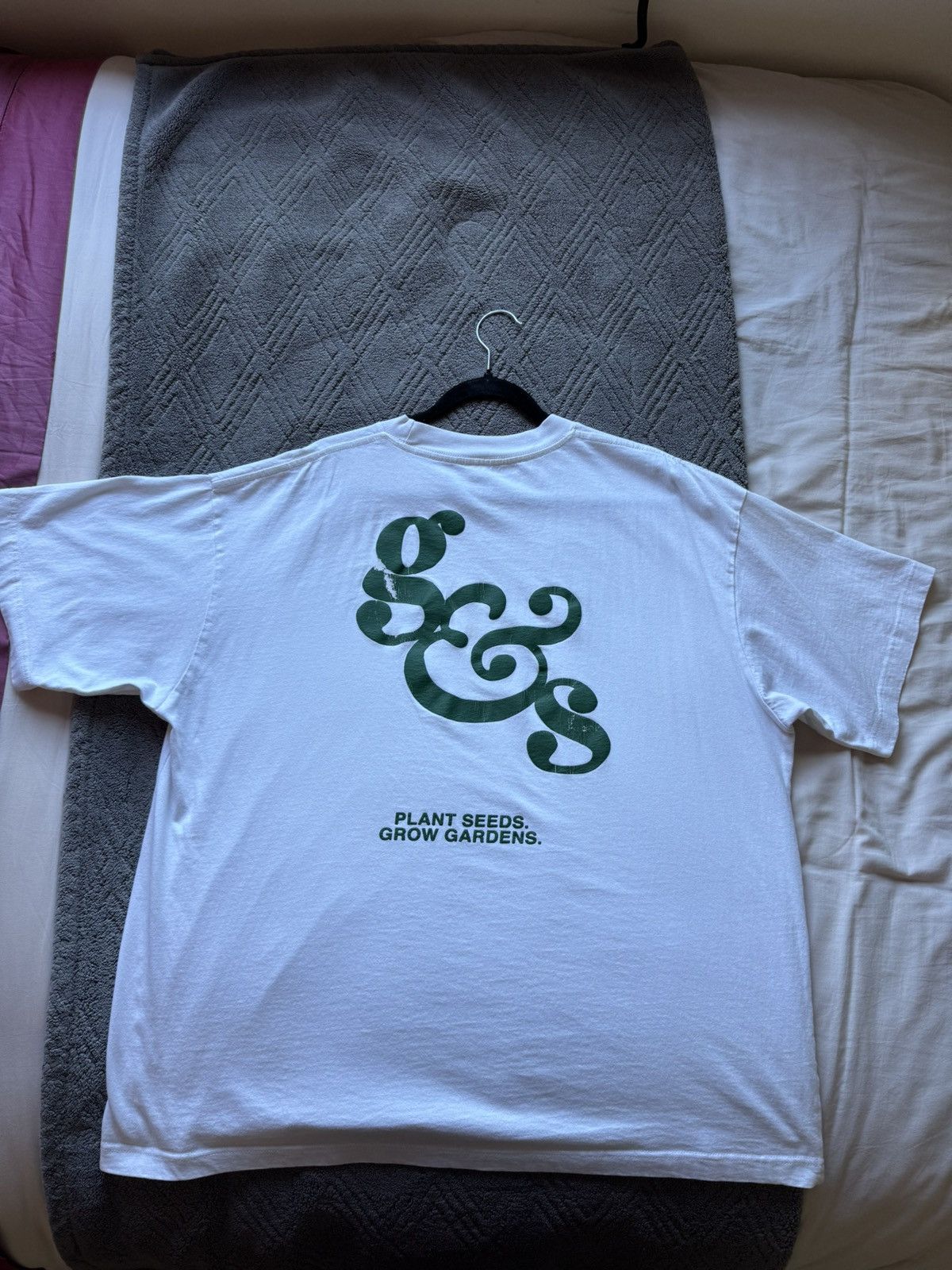 Other Gardens & Seeds White Tee Size US XL / EU 56 / 4 - 1 Thumbnail