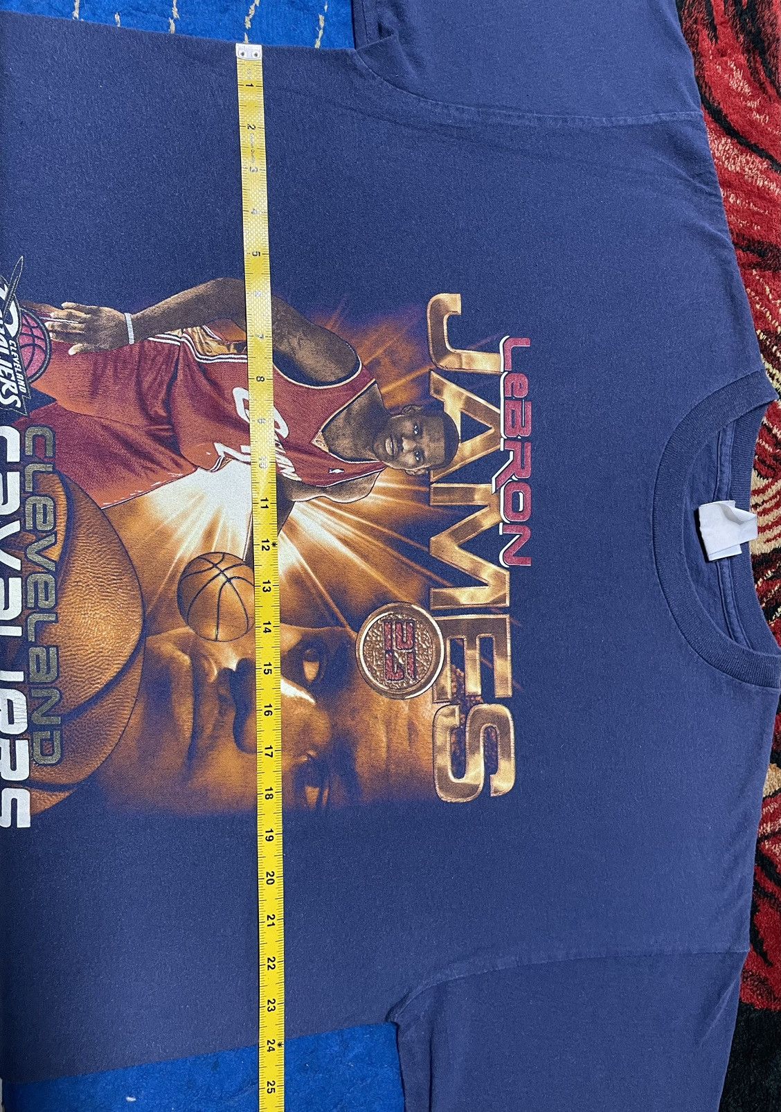 NBA × Vintage Vintage NBA Lebron James Coin T-Shirt. Size US XL / EU 56 / 4 - 8 Thumbnail