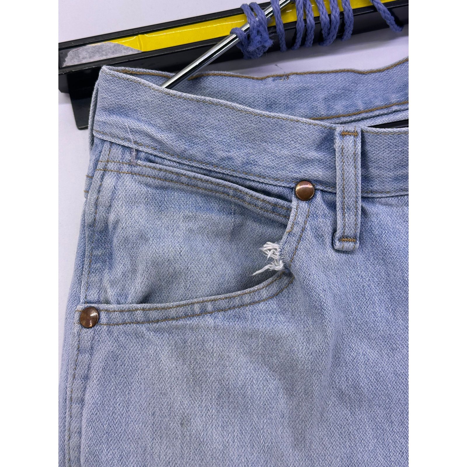 Wrangler Vintage Wrangler Demin Jeans Copper Pockets Size 32W30L Size US 32 / EU 48 - 7 Thumbnail