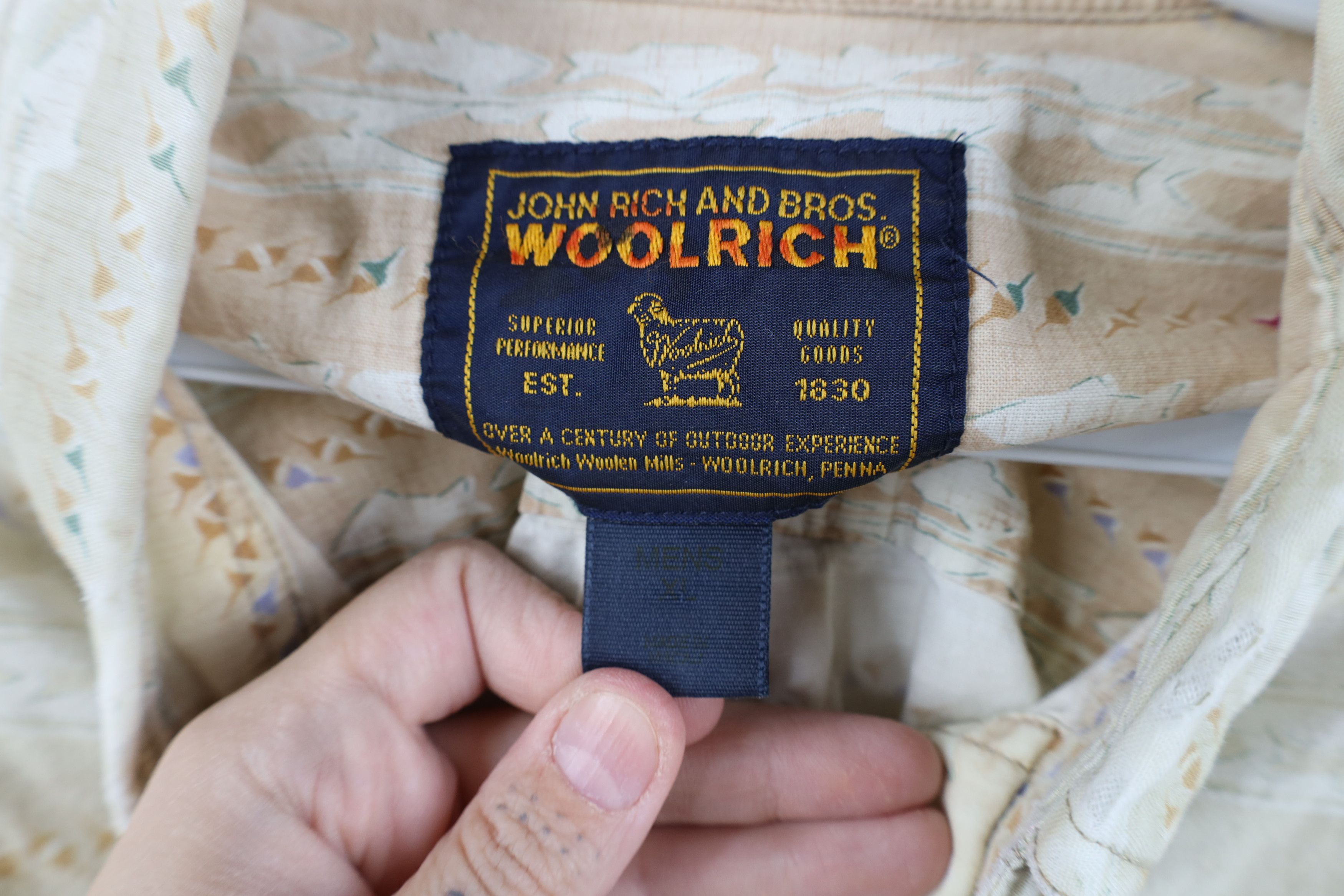 Woolrich Woolen Mills Vintage 90s Woolrich Geometric All Over Print Button Shirt Size US XXL / EU 58 / 5 - 10 Thumbnail
