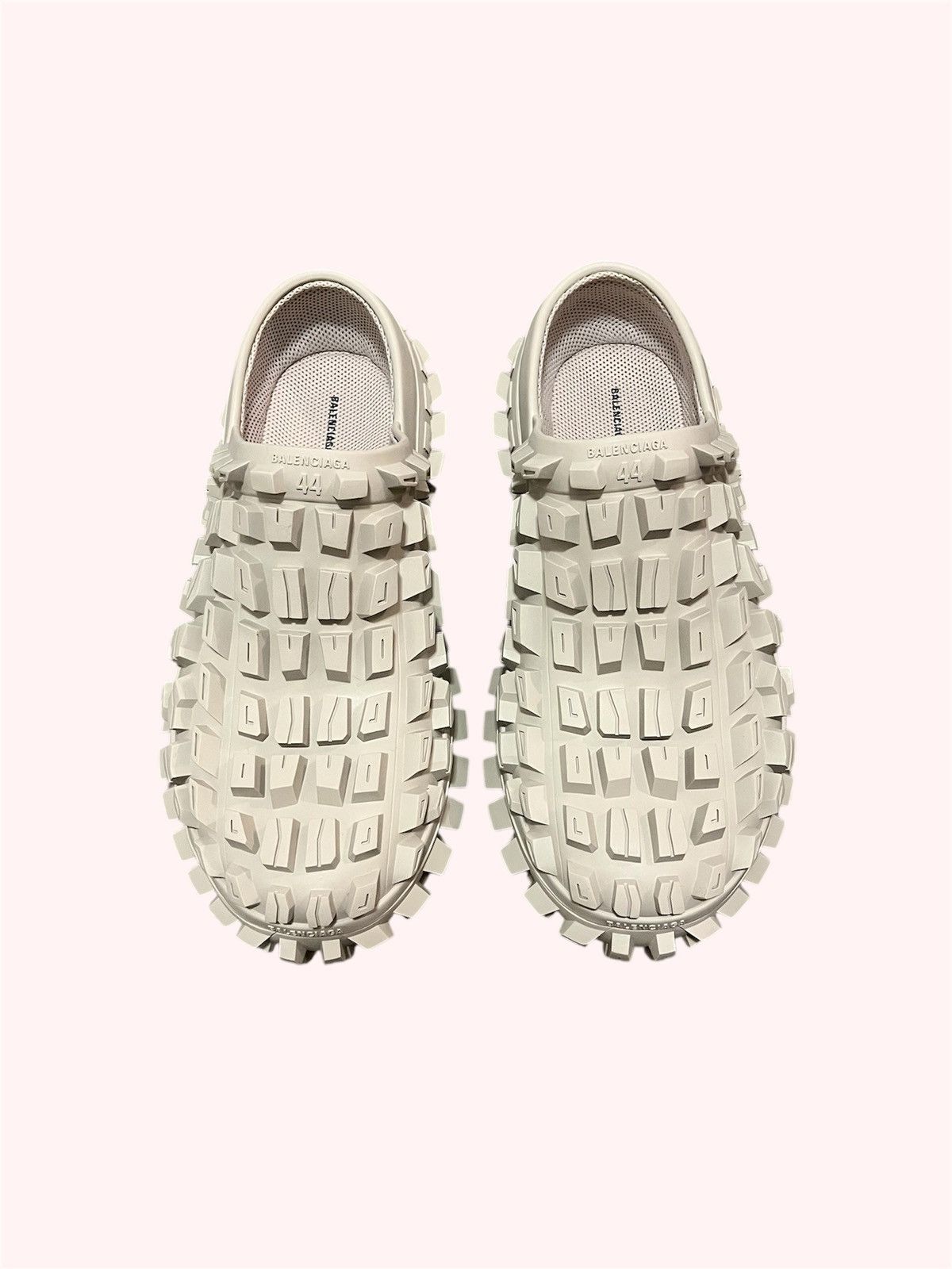 Balenciaga Defender Clogs Beige Size US 11 / EU 44 - 2 Thumbnail
