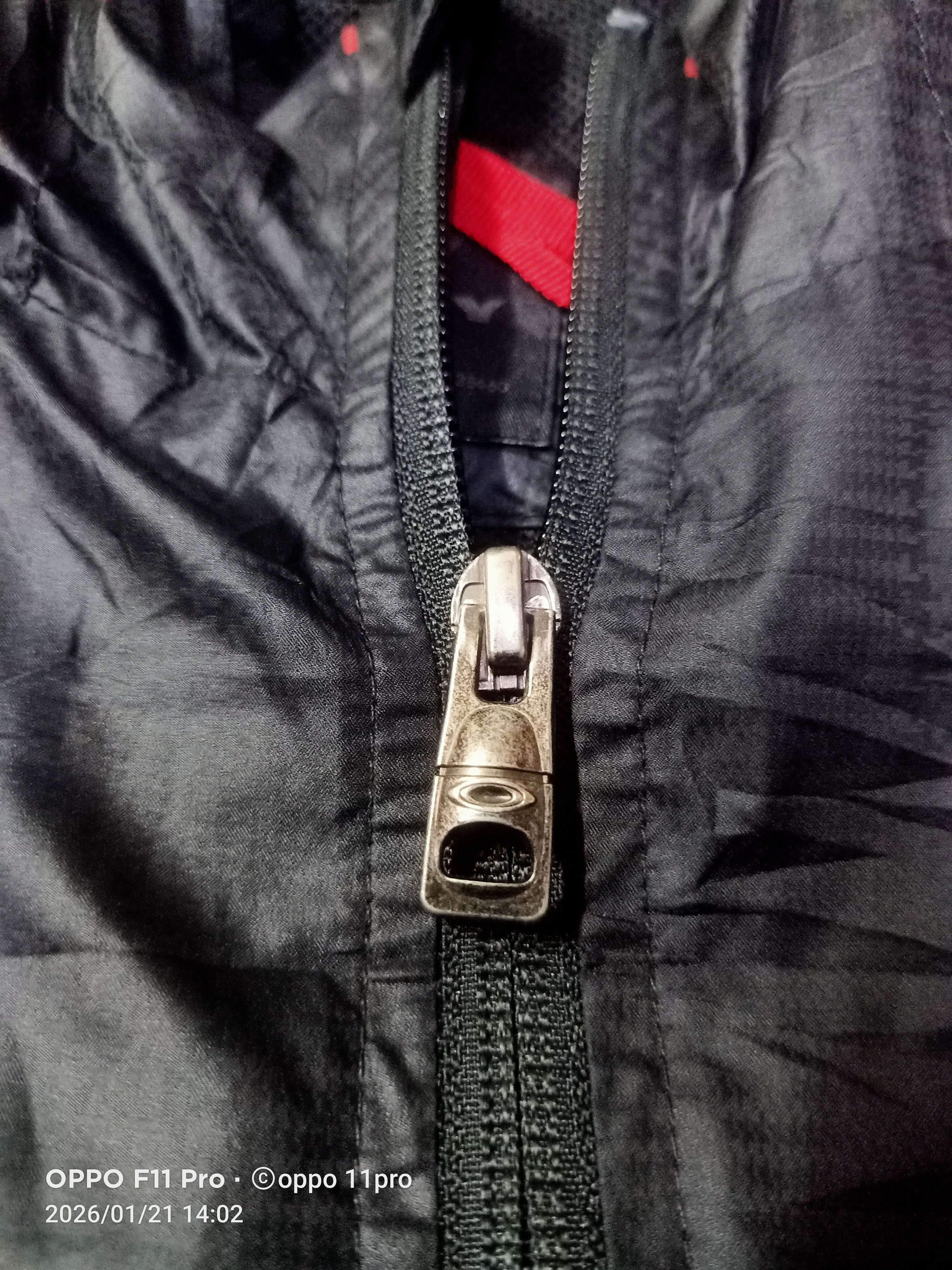 Oakley 🌟Oakley Zipper Light Jacket Men 🌟 Size US M / EU 48-50 / 2 - 6 Thumbnail