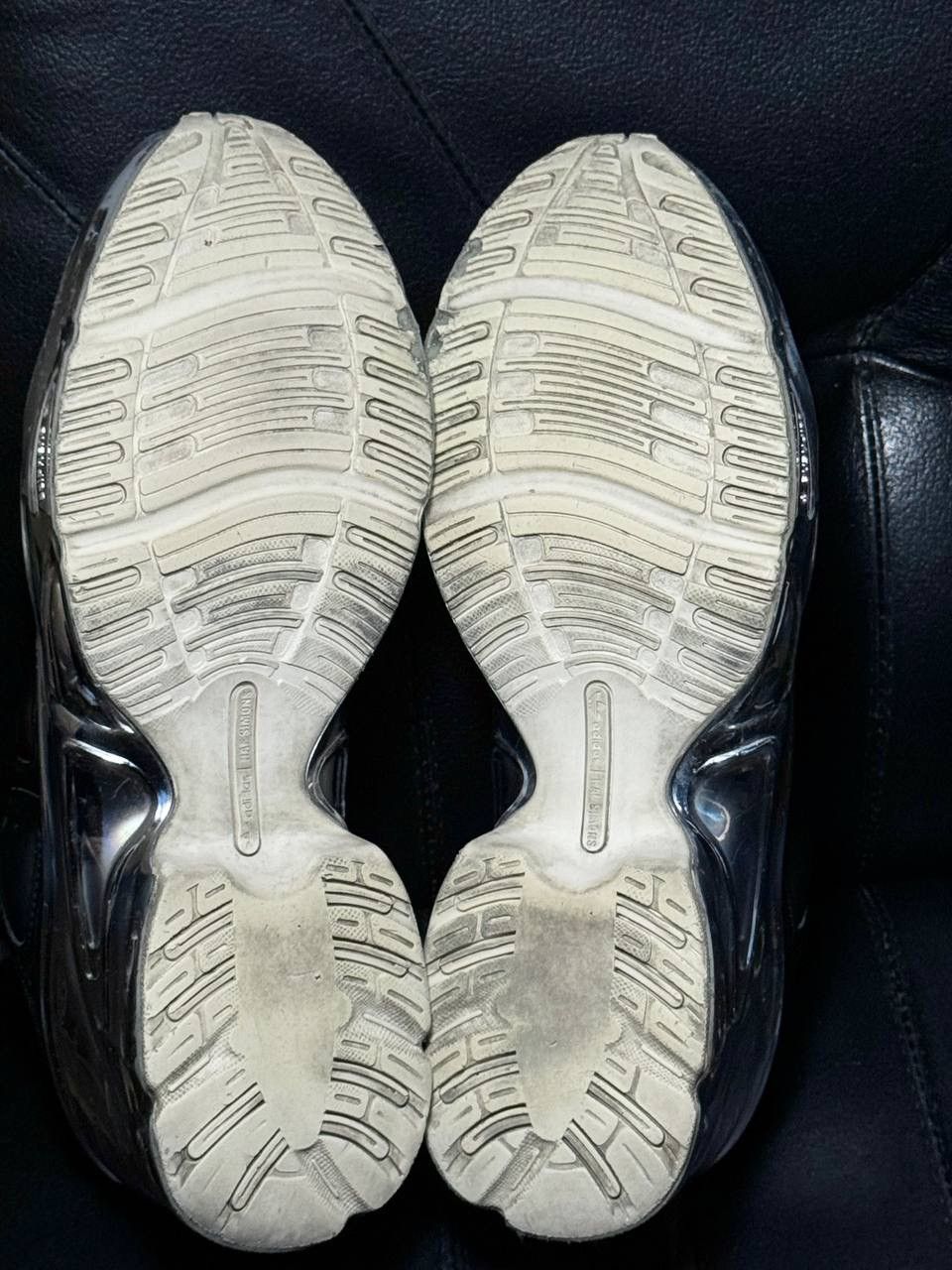 Adidas × Raf Simons adidas raf simons ozweego metallic Size US 10 / EU 43 - 9 Thumbnail