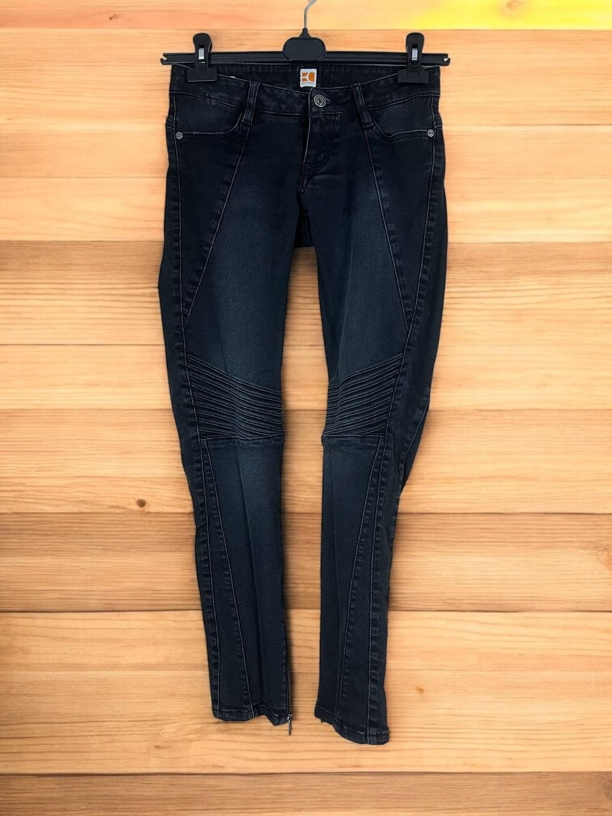 Hugo Boss Hugo Boss Orange Laliker jeans size W26 L32 Size 26" / US 2 / IT 38 - 1 Thumbnail