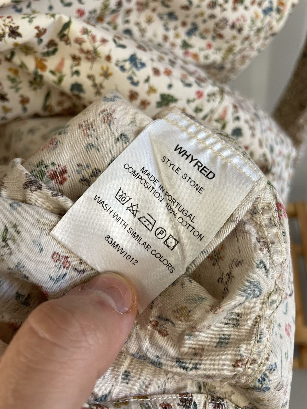 Whyred Whired floral print shirt size 50 Size US M / EU 48-50 / 2 - 5 Thumbnail
