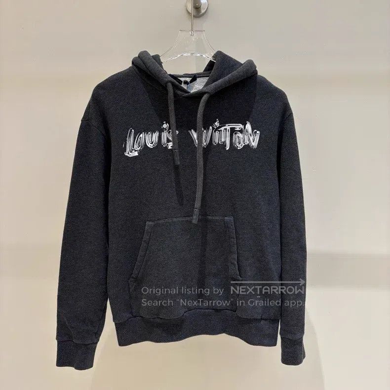 Louis Vuitton Louis Vuitton 23 New Cursive Graffiti Print Logo Long Slee Size US XS / EU 42 / 0 - 1 Thumbnail