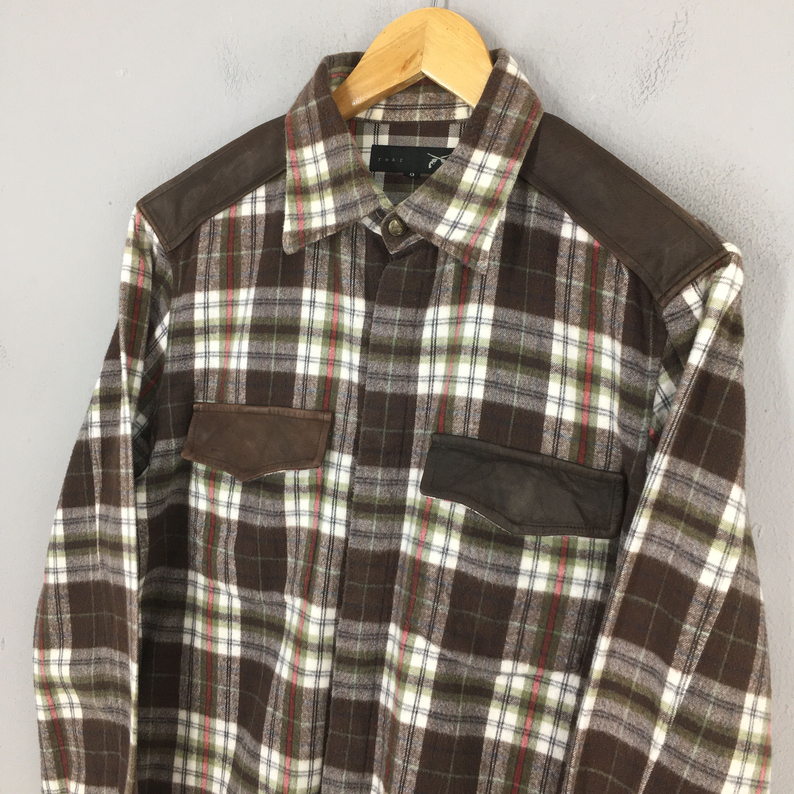 Vintage Vintage Roar Japanese Designer Brown Checkered Flannel Shirt Size US S / EU 44-46 / 1 - 3 Thumbnail