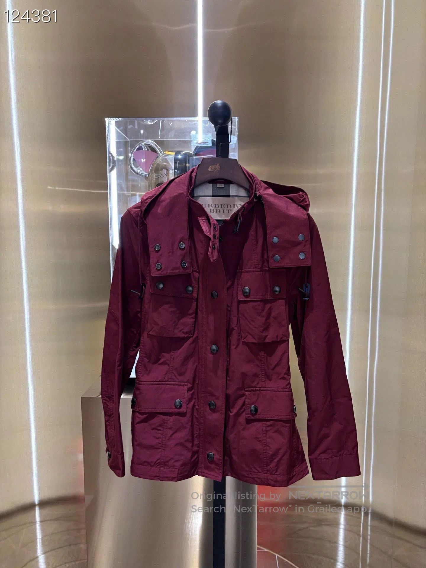 Burberry Burberry Short Trench Coat. Size S / US 4 / IT 40 - 1 Thumbnail