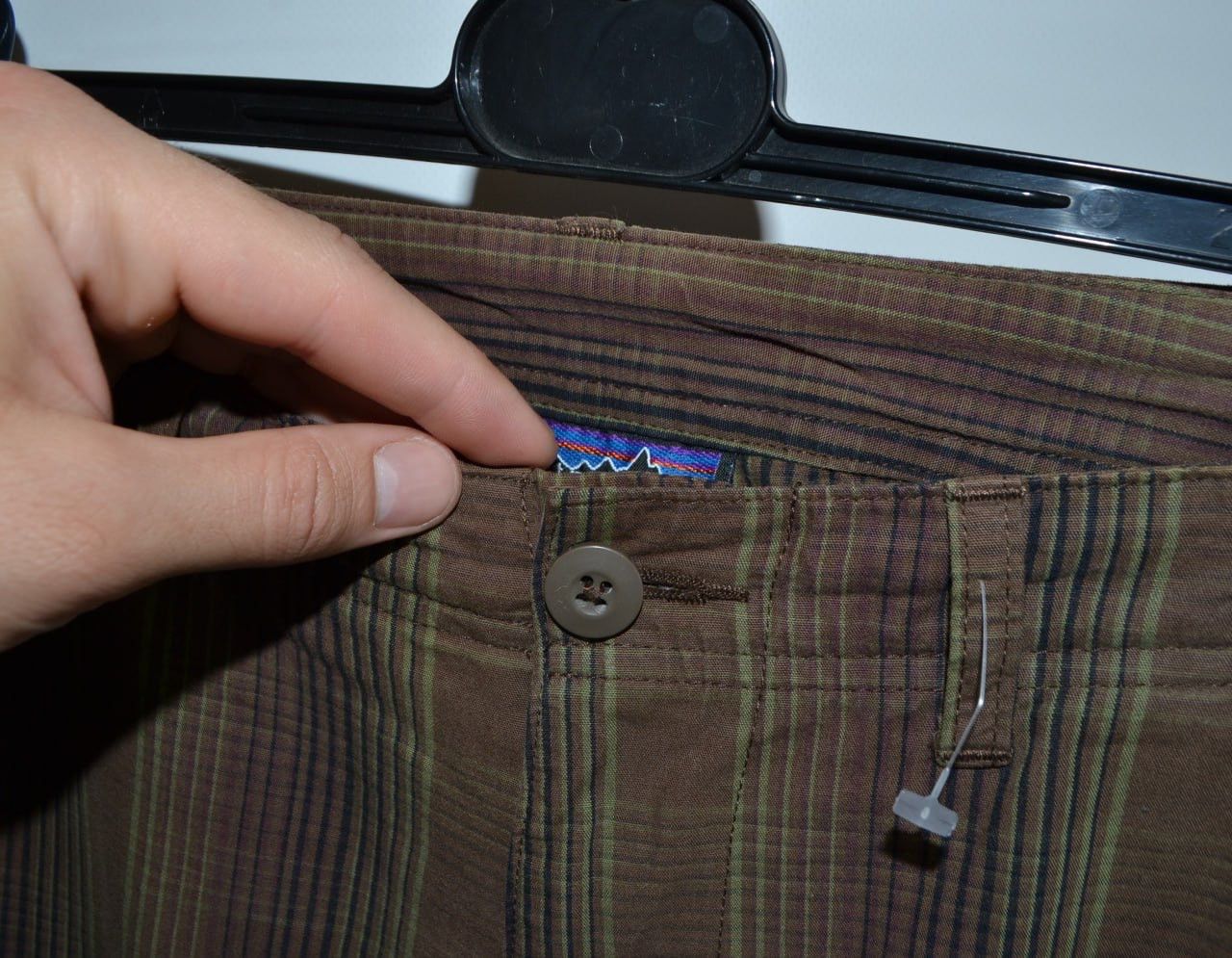 Patagonia Patagonia Shorts Cargo Brown Striped Men size 34 Size US 34 / EU 50 - 3 Thumbnail