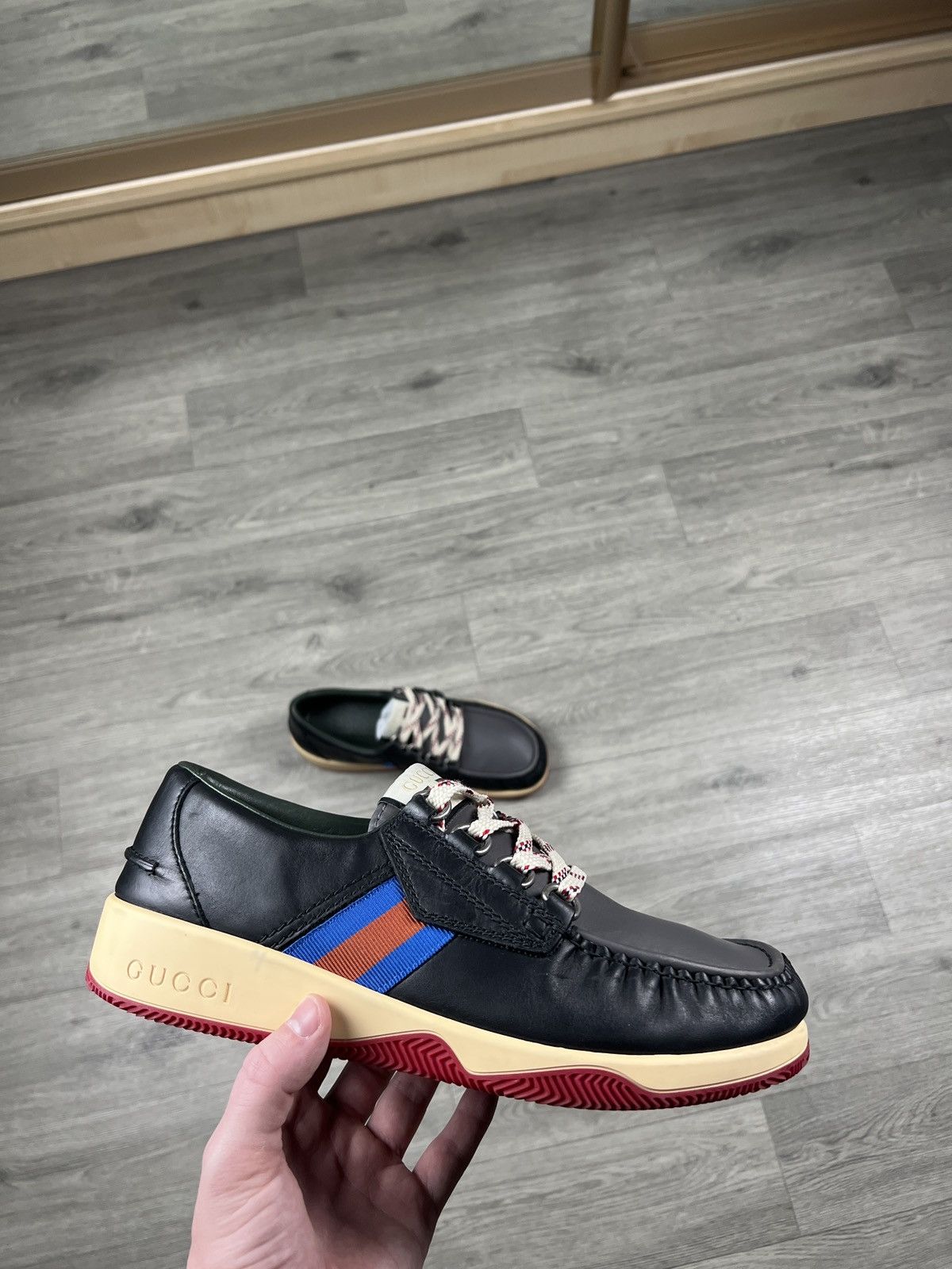 GUCCI Agrado Web-striped Leather Deck Shoes In Black/comb