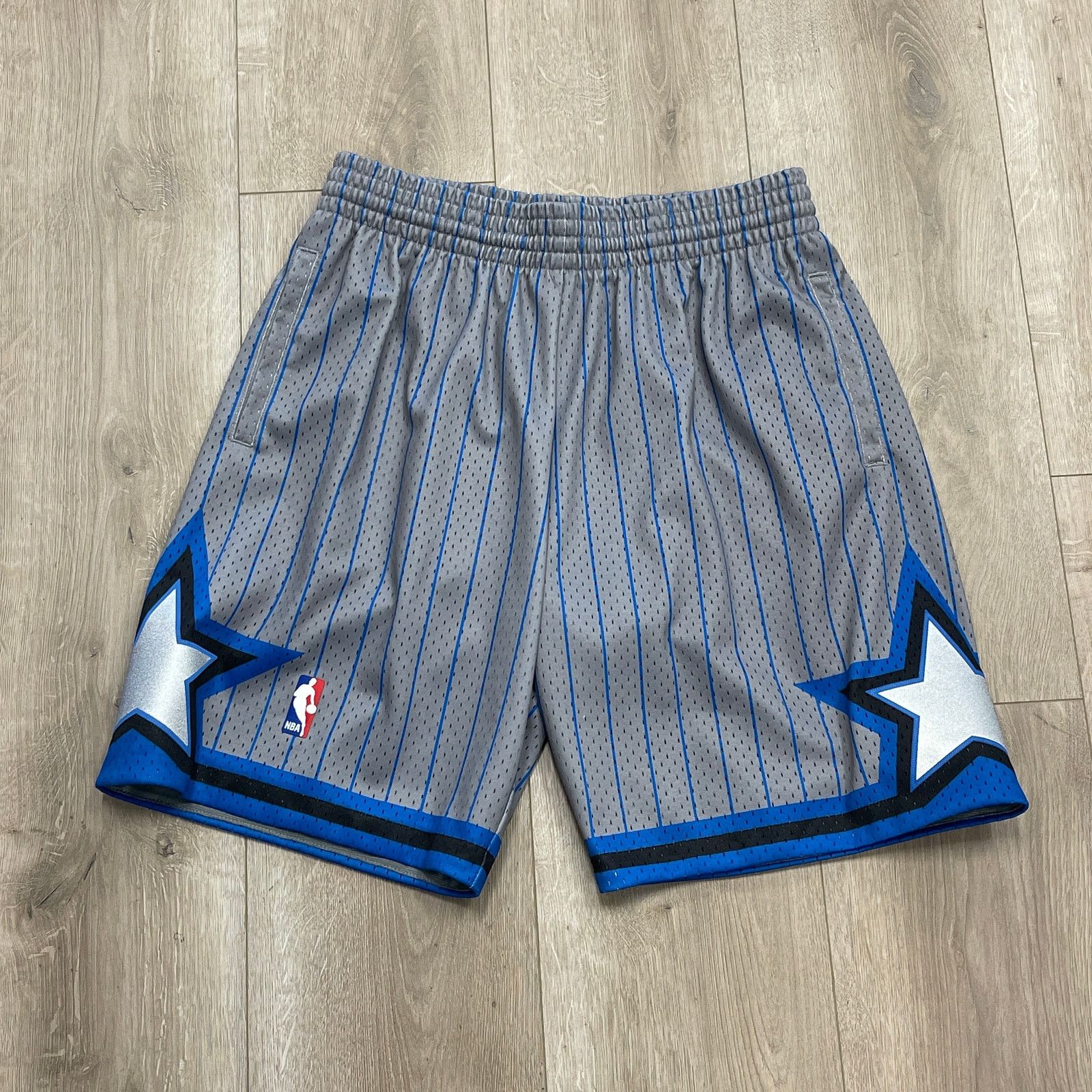 Mitchell & Ness Mens Mitchell & Ness NBA Reload Swingman Short Magic Medium Size US 30 / EU 46 - 1 Thumbnail