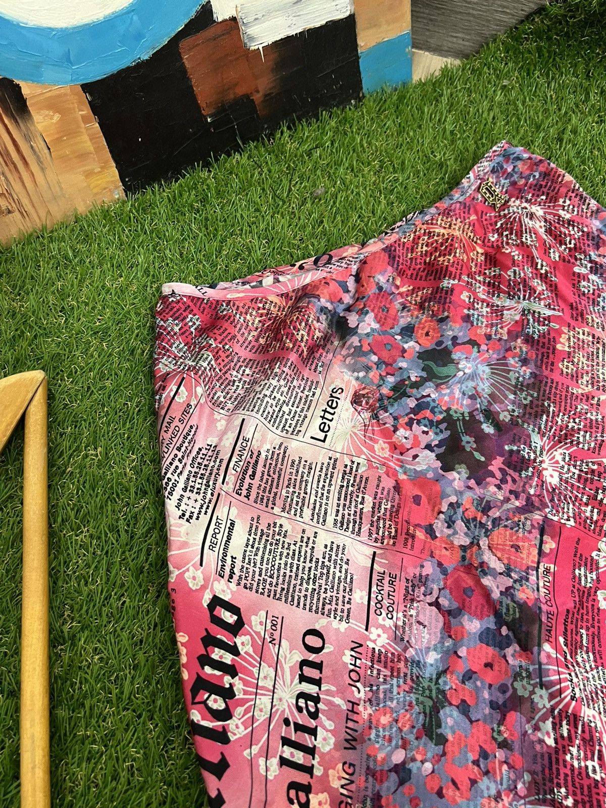 【archive】JOHN GALLIANO Newspaper Skirt John Galliano Silk Newspaper Skirt – Guzzi Archive
