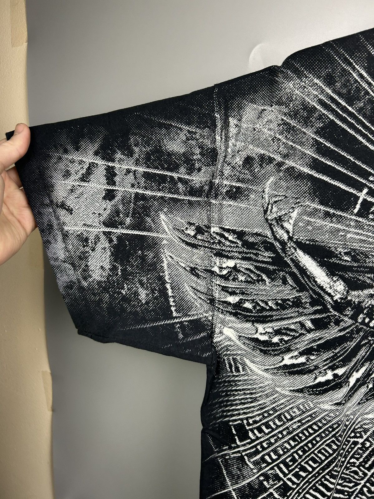 Band Tees × Vintage Vintage 2005 Judas Priest All Over Print Tee Size US XL / EU 56 / 4 - 6 Thumbnail