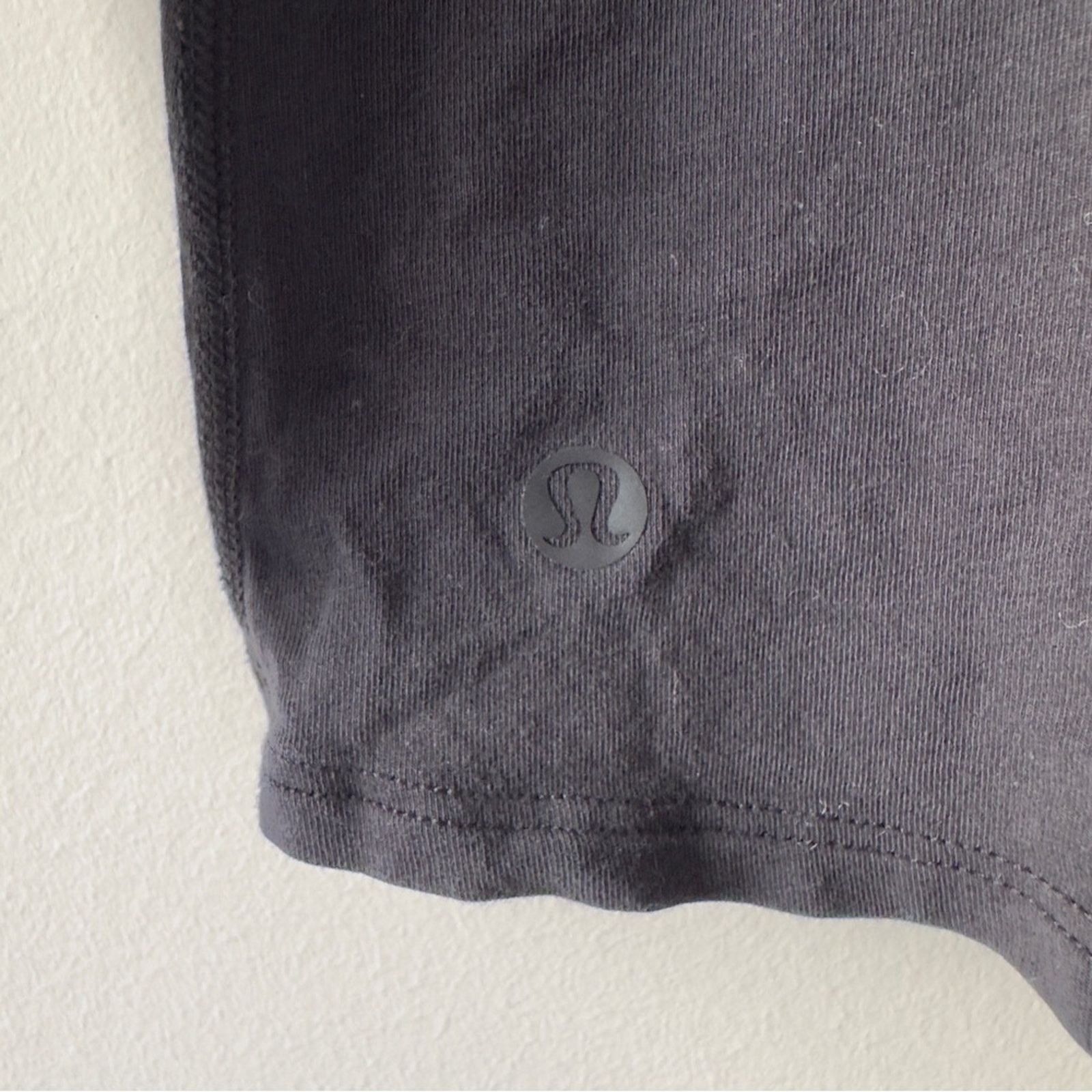 Lululemon Lululemon Back Into It Long Sleeve in Black Top Crossover Size M / US 6-8 / IT 42-44 - 8 Thumbnail