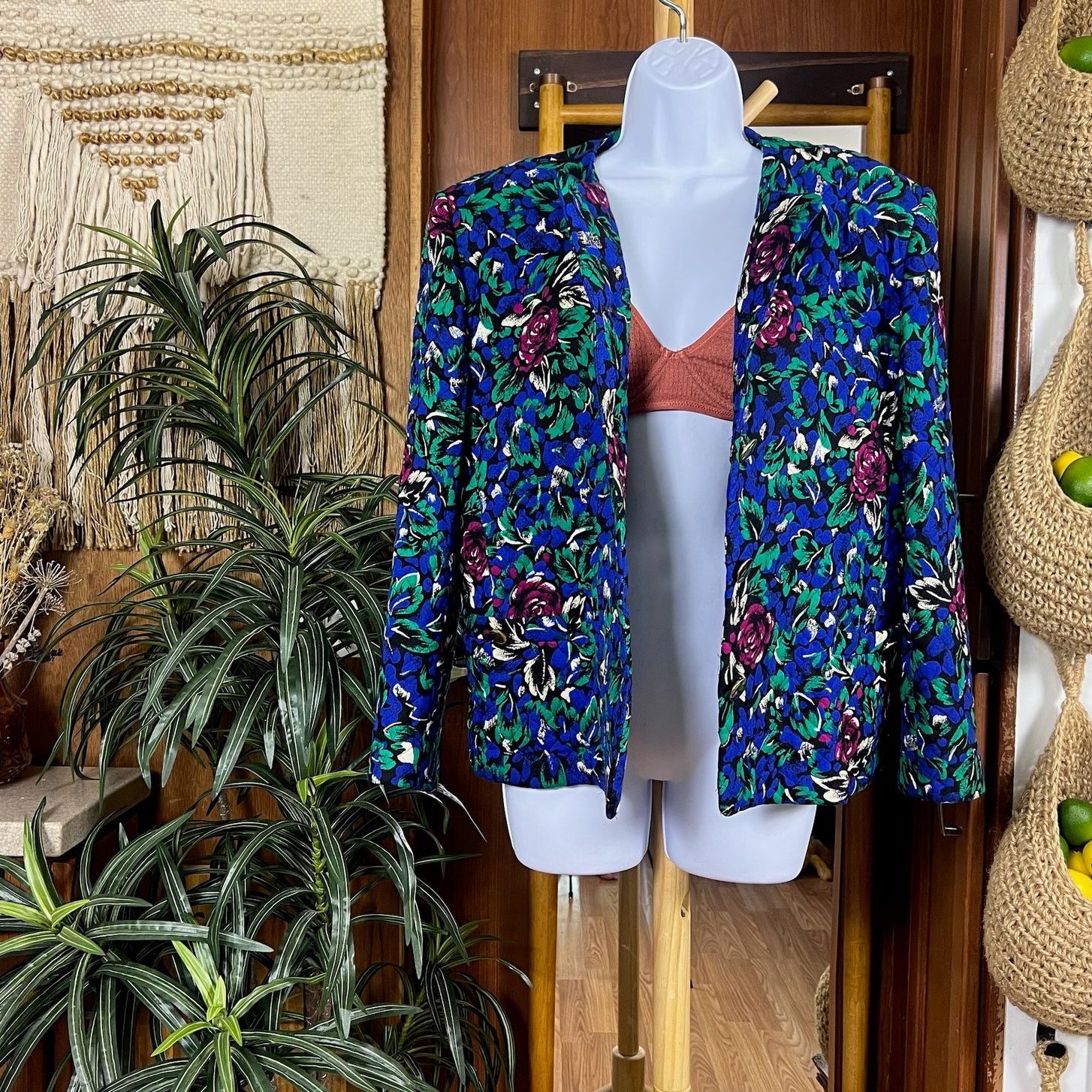 Vintage Vintage 80s Floral Quilted Jacket 16 | Blue Gold Glam Luxe Size XXL / US 16-18 / IT 52-54 - 1 Thumbnail