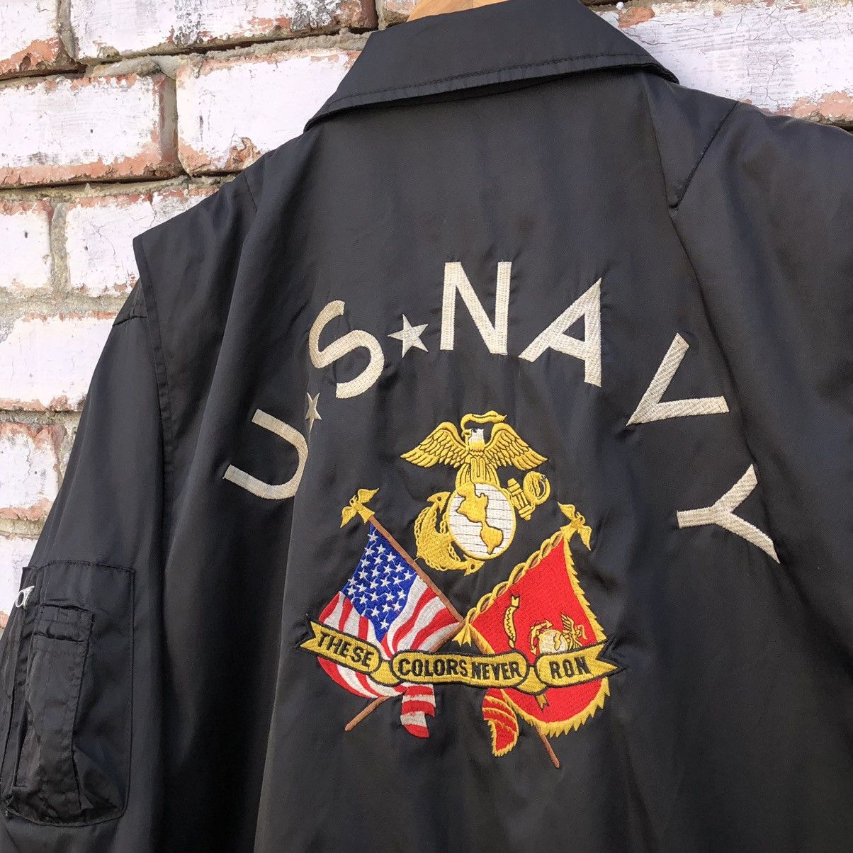Vintage Vintage Us Navy Embroidery Big Logo Ma-1 Bomber Jacket Size US L / EU 52-54 / 3 - 3 Thumbnail
