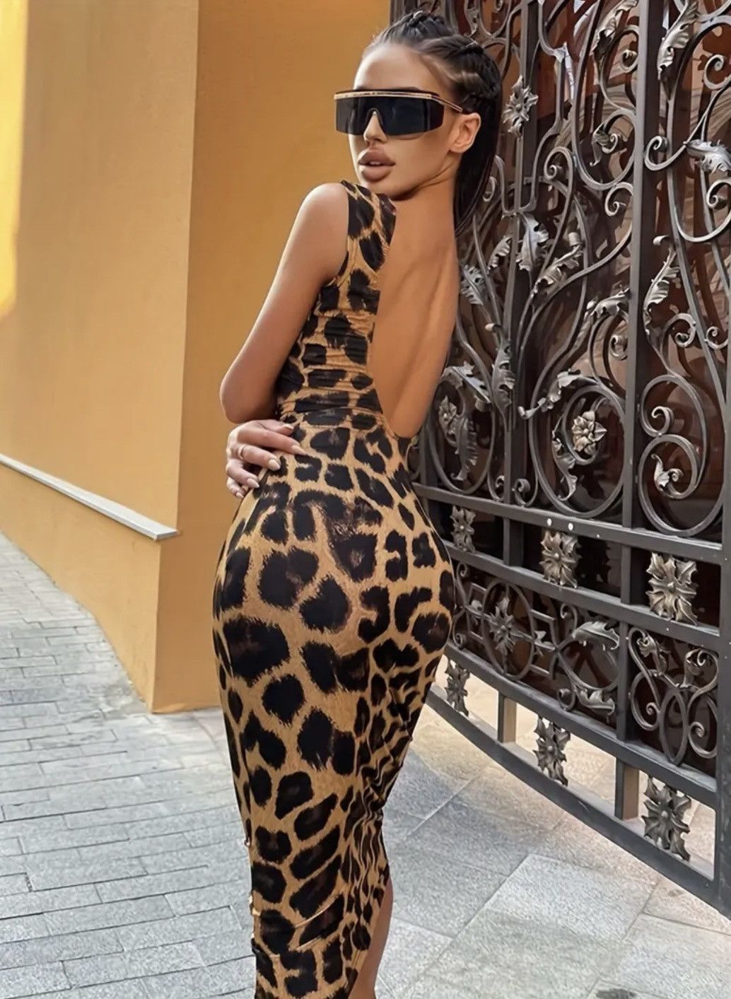 Designer Leopard Backless Sleeve Crew Neck Teddy Size XS / US 0-2 / IT 36-38 - 3 Thumbnail