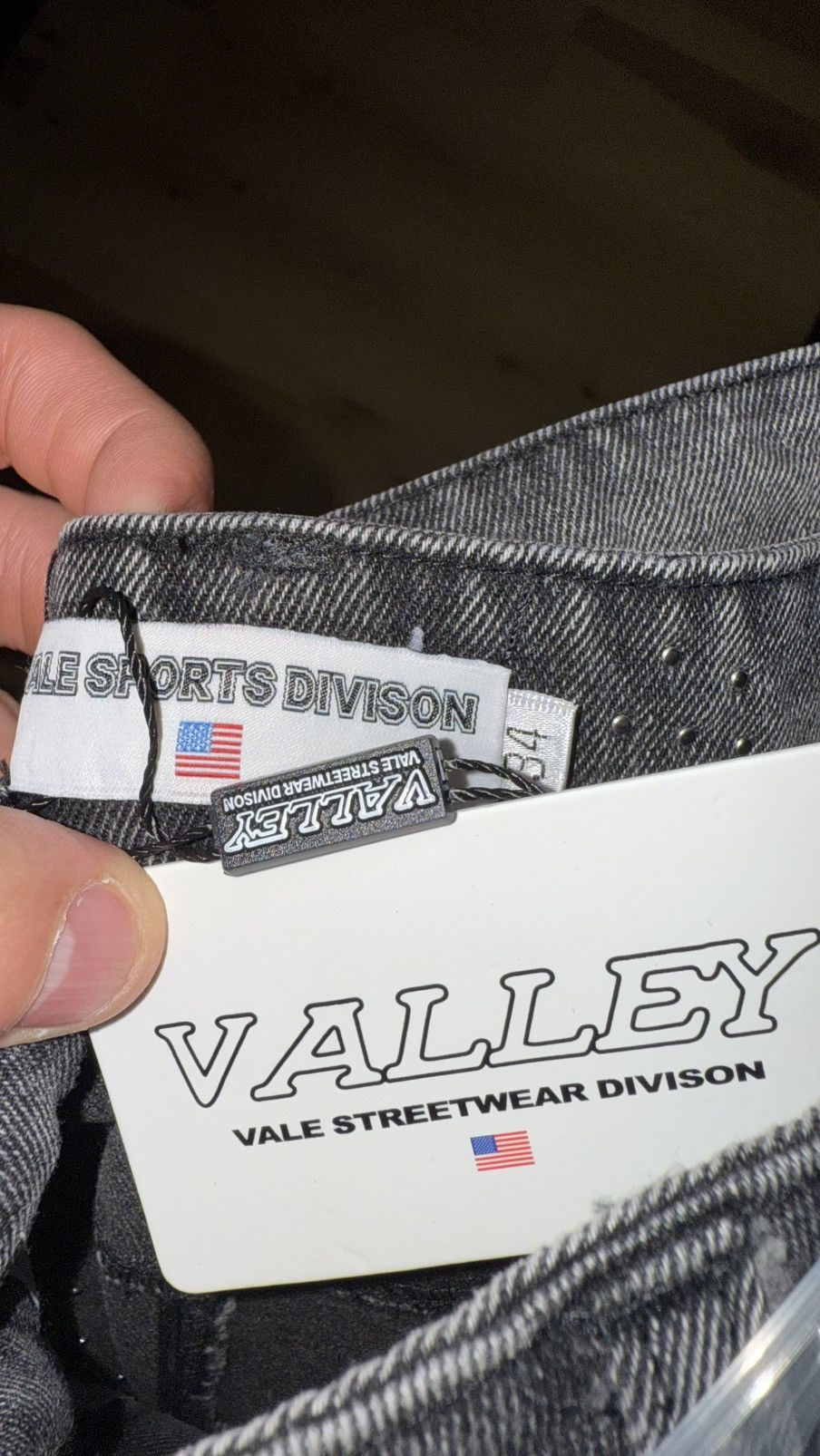 Vale Black Iced Out Vale Shorts Size US 34 / EU 50 - 4 Thumbnail