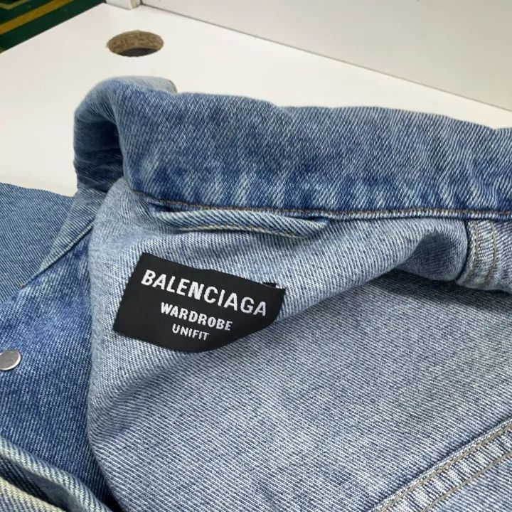 Balenciaga Balenciaga Classic Logo Embroidered Denim Jacket 0079-2507 Size US XS / EU 42 / 0 - 6 Thumbnail