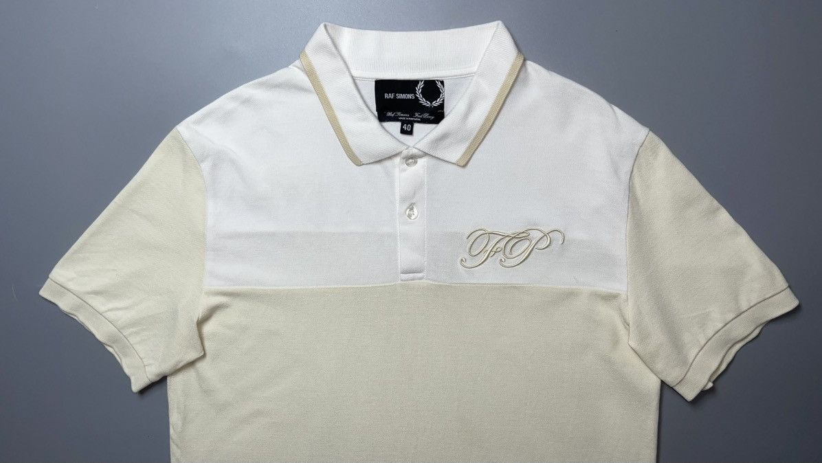 Raf Simons RAF SIMONS X FRED PERRY EMBROIDERED INITIAL PIQUE POLO Size US M / EU 48-50 / 2 - 3 Thumbnail
