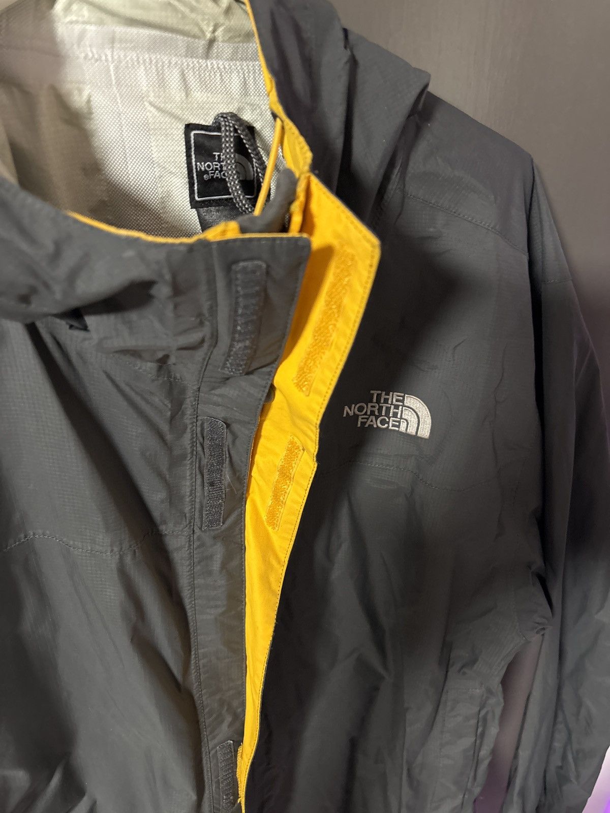 The North Face the north face wind breaker/rain jacket Size US L / EU 52-54 / 3 - 3 Thumbnail