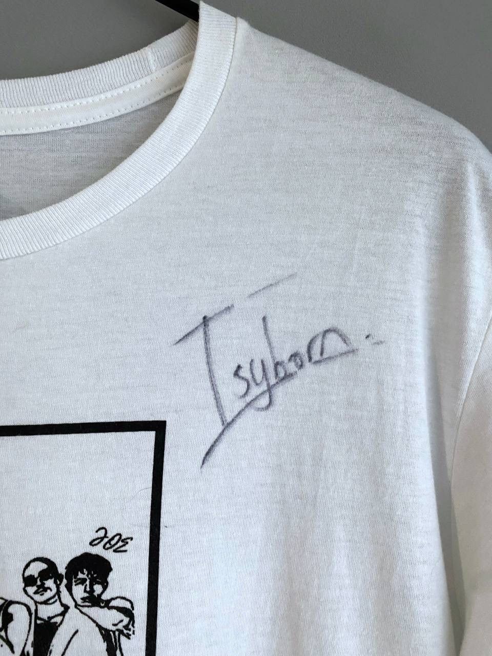 Band Tees The Mercians Rock Band Autograph Merchandise T-Shirt, Size M Size US M / EU 48-50 / 2 - 7 Thumbnail