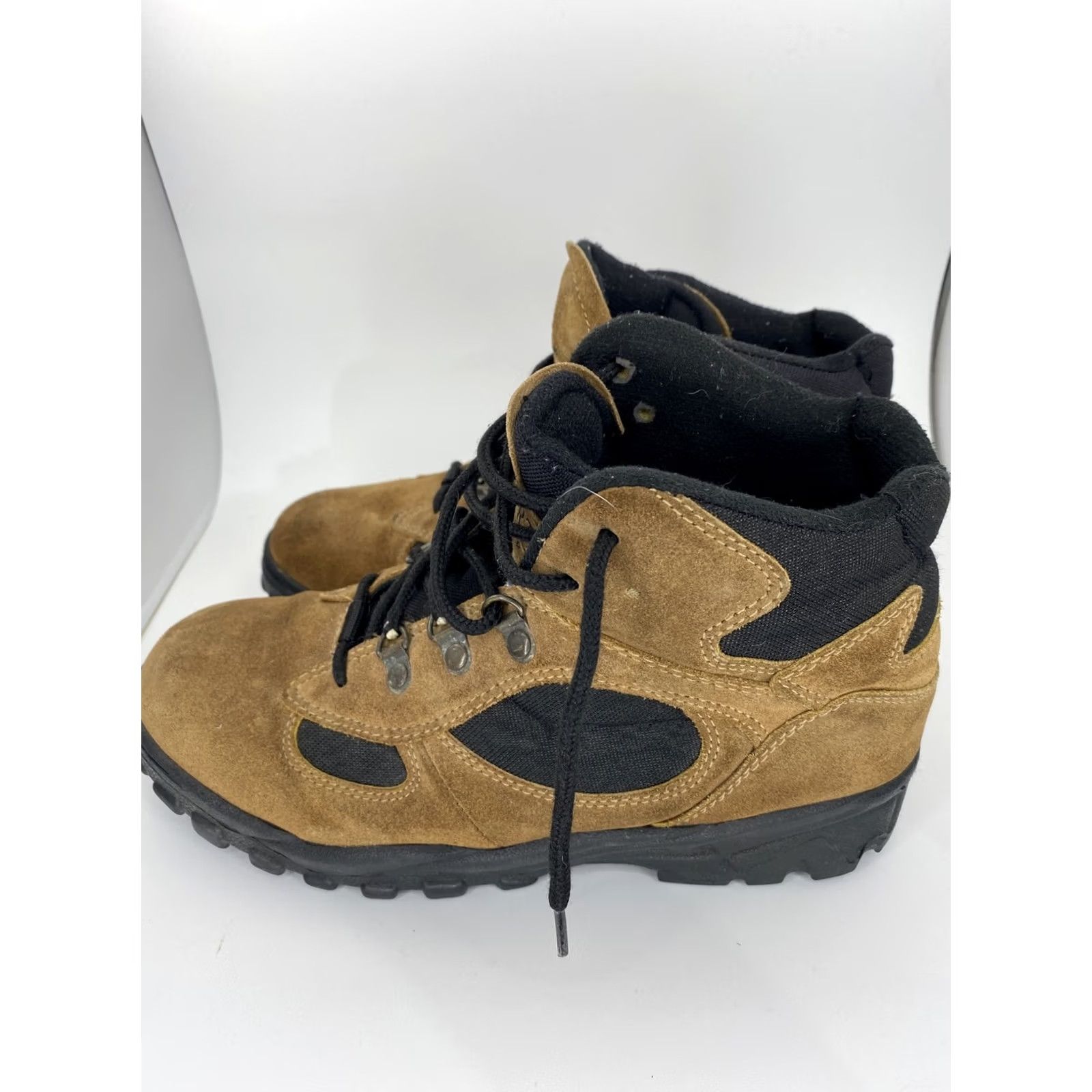 Vintage Northwest Territory Leather Upper Boots Brown Tan Tie Up Hiking/Work Men’s 8 Brown Boots Mens Size US 8 / EU 41 - 4 Thumbnail