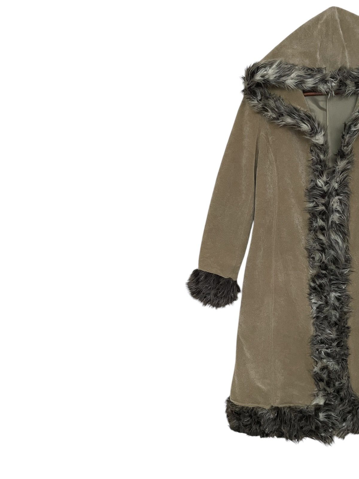 Japanese Brand Vintage Japanese Brand D.D.P Fur Trench Coat 1990s Size US L / EU 52-54 / 3 - 3 Thumbnail