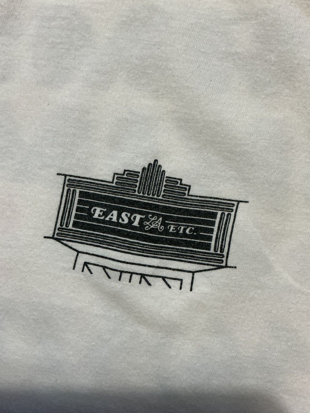 Band Tees Arms Akimbo Theater Don't Have To Close Your Eyes T-Shirt Size US XL / EU 56 / 4 - 5 Thumbnail