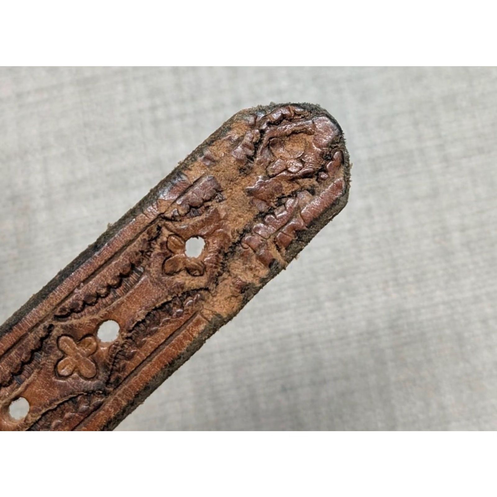 Vintage VINTAGE TOOLED buckle belt WESTERN handcrafted 34 brown GEOMETRIC boho hippie Size 34 - 5 Thumbnail