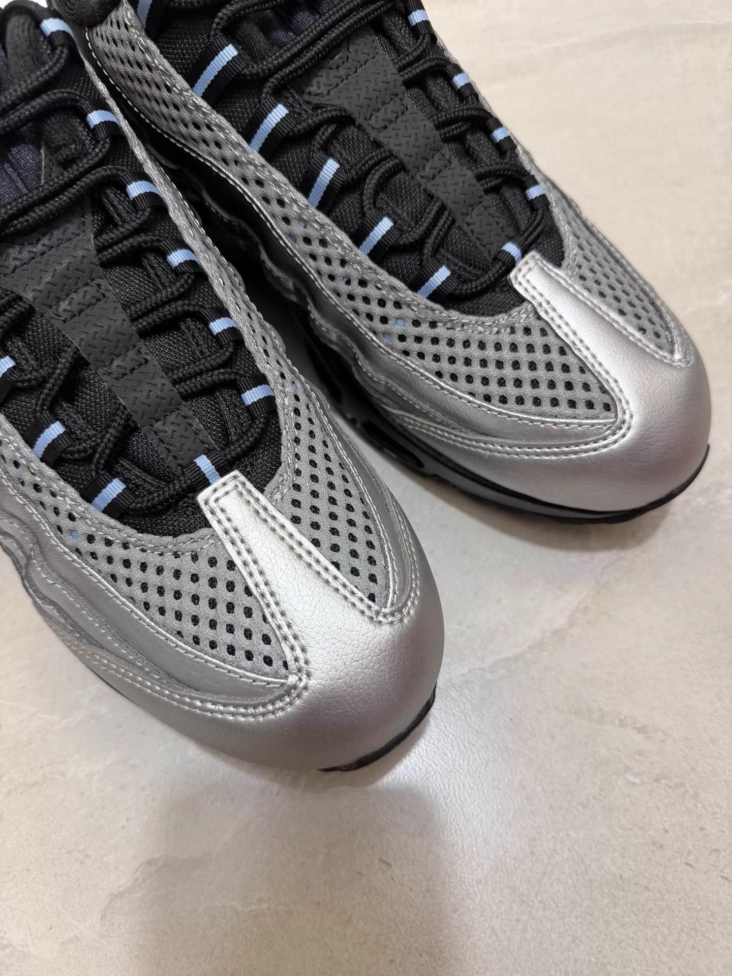 Nike Nike x PALACE AirMax95 Big Bubble Silver Black Unisex 43 New Size US 10 / EU 43 - 7 Thumbnail