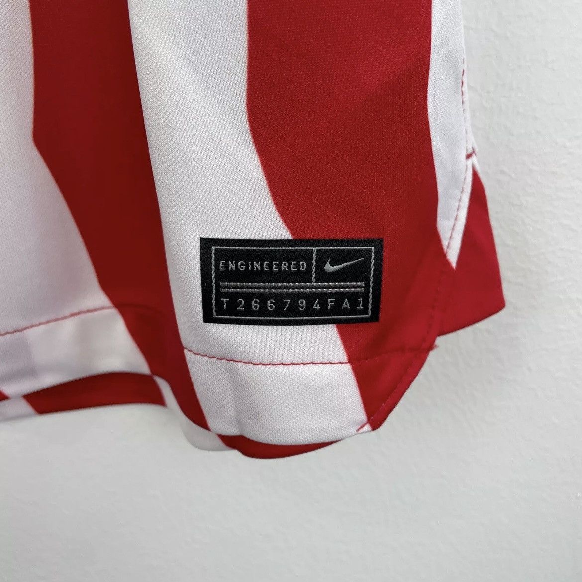 Nike Atletico Madrid Nike Home Jersey Shirt Men 2022/2023 sz XXL Size US XXL / EU 58 / 5 - 7 Thumbnail