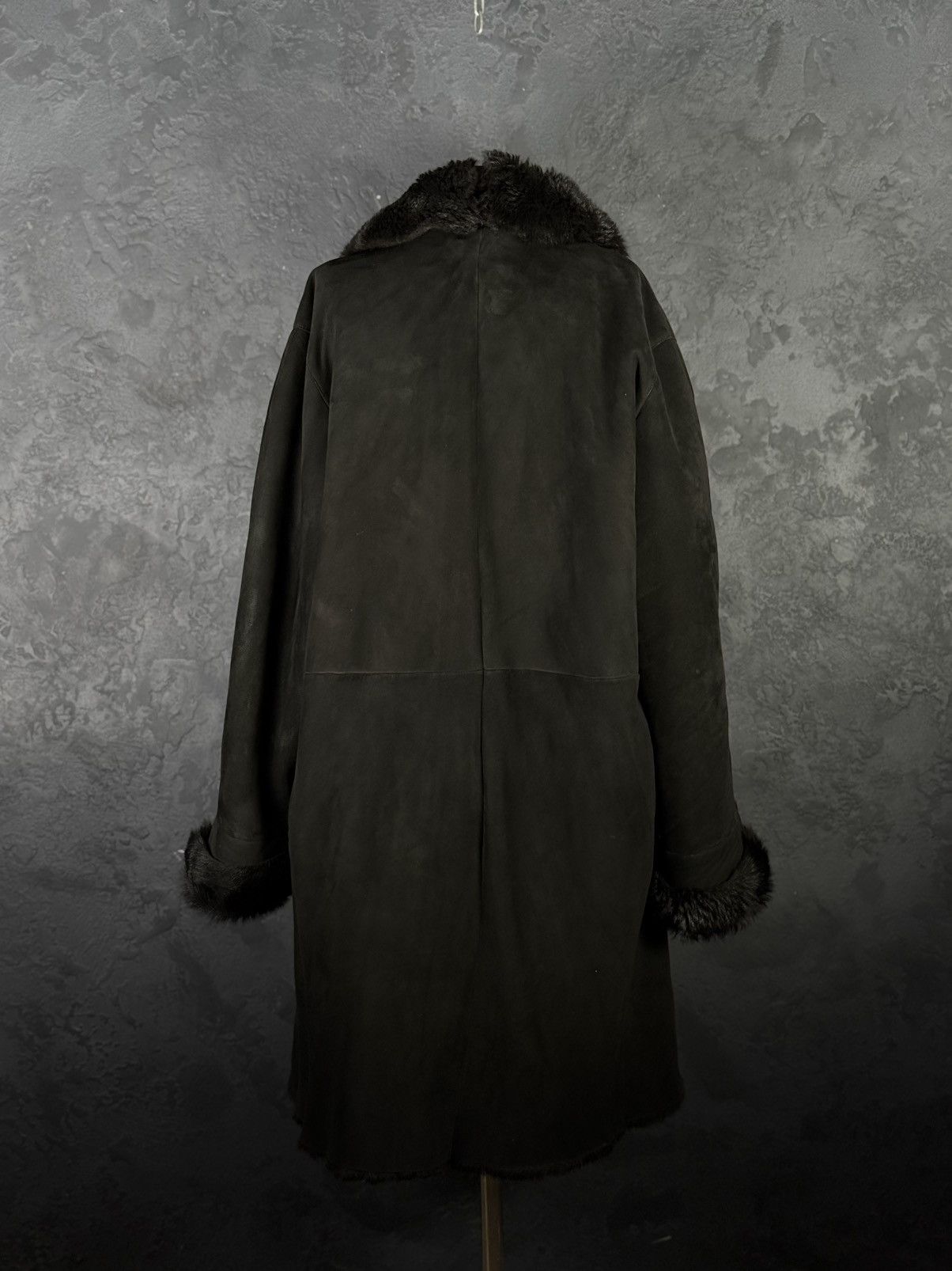 Max Mara Max Mara Shearling Sheepskin Coat Black Fur Made in Italy Size L / US 10 / IT 46 - 11 Thumbnail