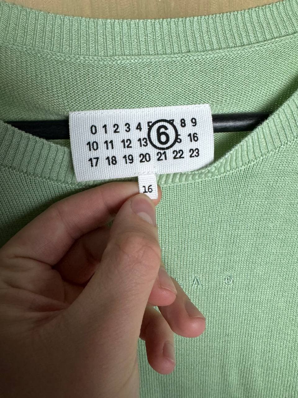 Maison Margiela MAISON MARGIELA SWEATER Size US S / EU 44-46 / 1 - 9 Thumbnail