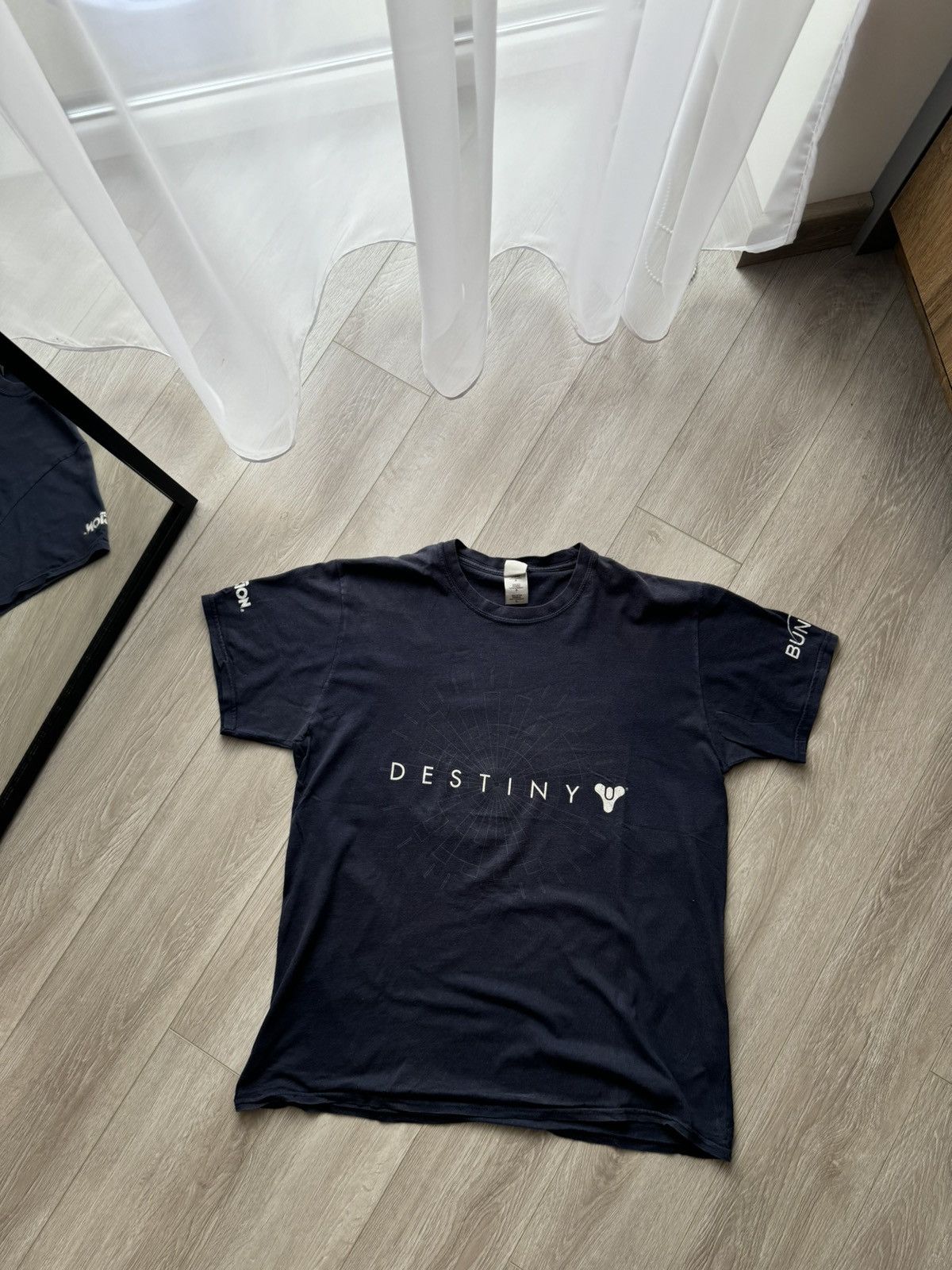 Gildan VINTAGE DESTINY GAMING T-SHIRT - SIZE L Size US L / EU 52-54 / 3 - 1 Thumbnail