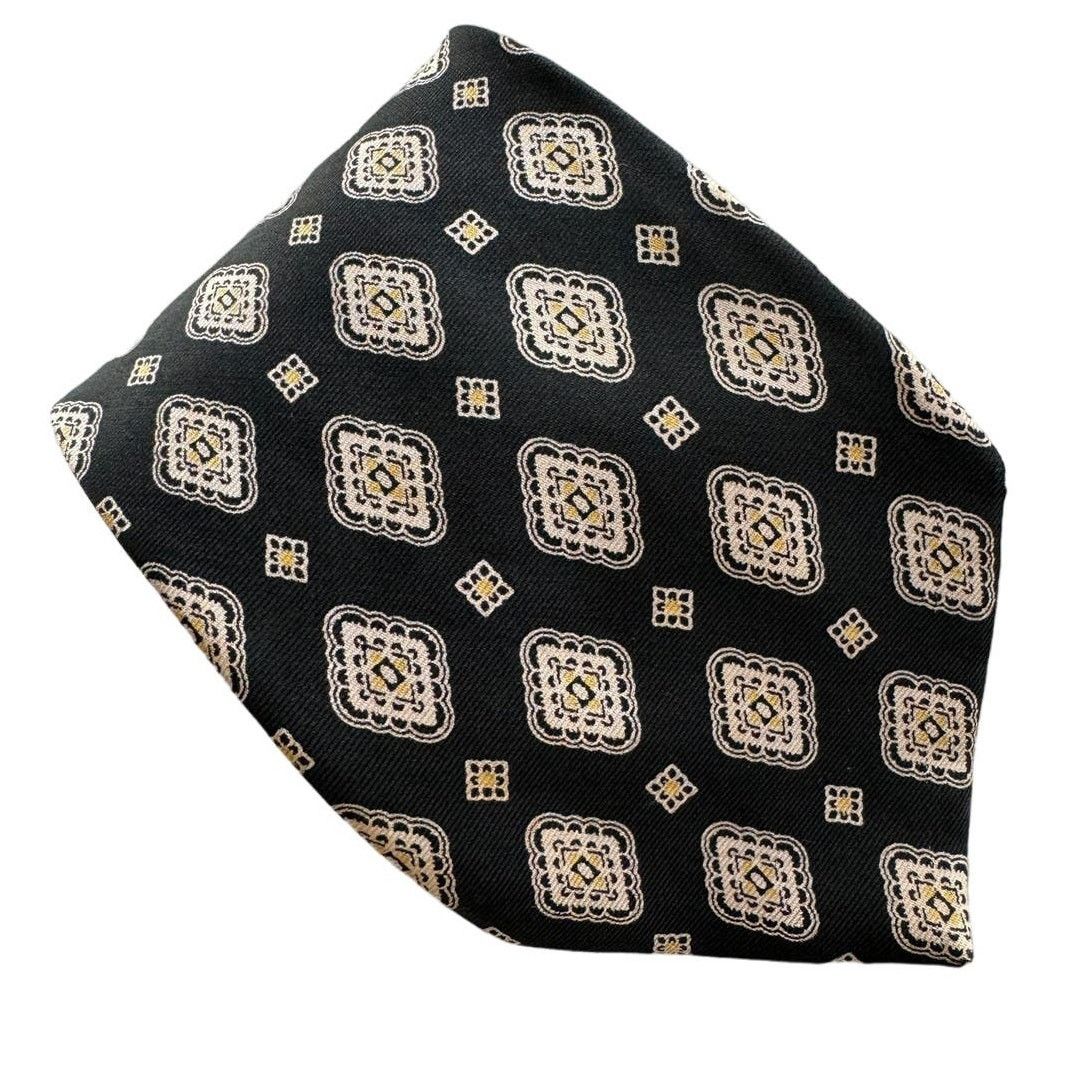 Lanvin Lanvin designer 100% silk medallion print tie 3.5” w Size ONE SIZE - 1 Thumbnail