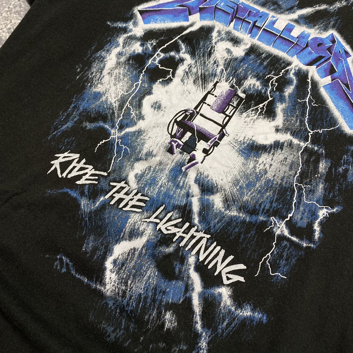 Band Tees Vintage Metallica Ride The Lightning 2017 Big logo tee Size US M / EU 48-50 / 2 - 5 Thumbnail